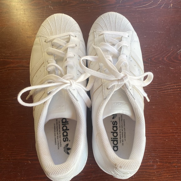 Adidas Superstar White Size W8 Shelltoe Leather - Picture 2 of 11